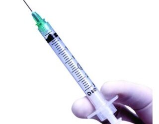 BD 309577 Syringe 3cc LL 21 Gauge 1-1/2 Inch Dtch Ndl 800/CS