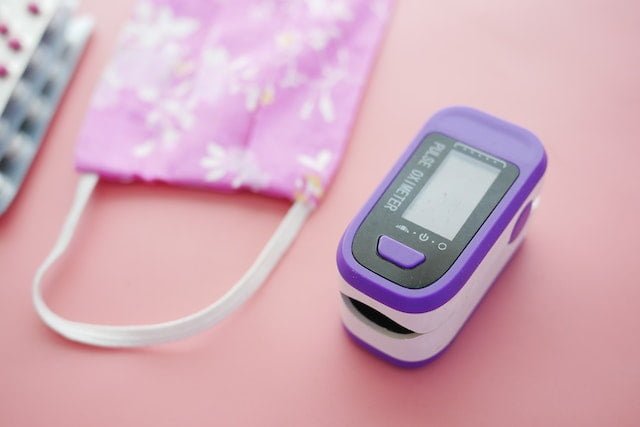 A pulse oximeter