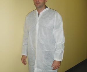 A8043	AMD-RITMED LABCOAT LARGE NO POCKETS WHITE, CS50