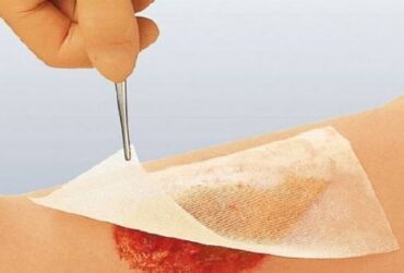 66045564 CUTICERIN GAUZE DRESSING 4" X 4" CS120