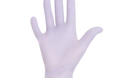 52816	HALYARD KC100 LAVENDER NITRILE PF EXAM GLOVES, XS