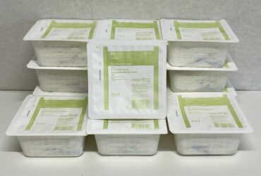 COVIDIEN		7318 Lot of 12 Victec X-Ray Detectable Sponges (#D5) 7318