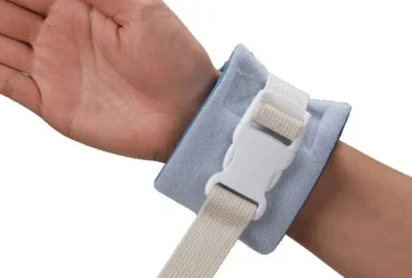 DEROYAL INDUSTRIES M2028 LIMB HOLDERS, QUICK RELEASE BUCKLE, 13"X3", CS36