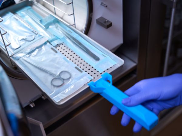 Medical instruments are being sterilized using autoclave sterilizers