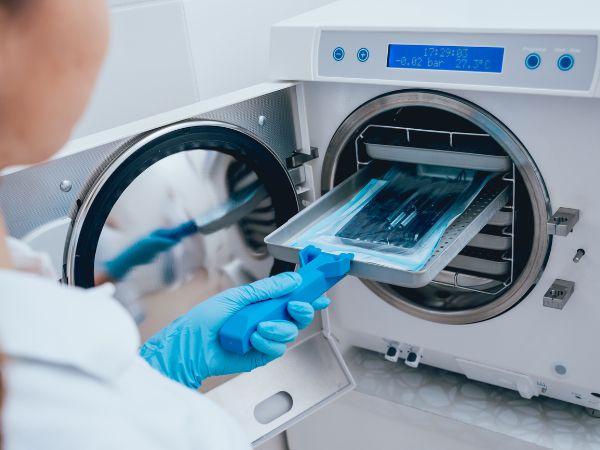 UV sterilizers are small, compact, and do not occupy much desk space