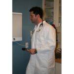 A8044 A8044: LAB COAT WHITE PREMIUM NO POCKETS XLG 10/PK 5PK/CA