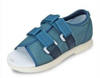 17003 SHOE POSTOP WOMENS SMALL