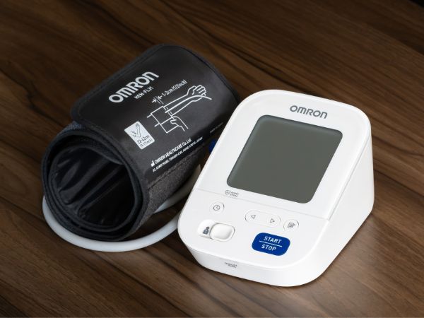 An Omron blood pressure monitor keeps the heart health well-maintained