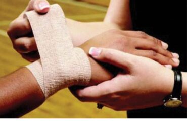 45120000 BANDAGE ELAS TAN 1X5YD LF