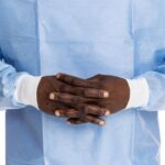 69606 GOWN, IMP W/CUFF BLU (100/CS)