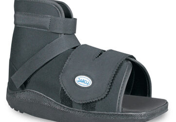 DARCO SLO1NP SLO1NP: +CAST BOOT SLIMLINE PEDI/SM NAVY 1/EA 12/BX 36/CA EACH