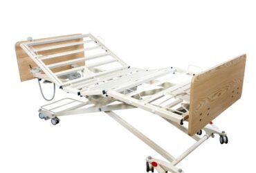 Dynarex 12003-OAMR D300 LTC 5 Function Low Bed - Wood Boards - Lt. Oak, w/ Metal Rail, 1pc/cs