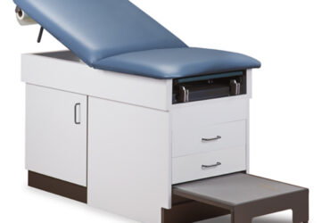 Dynarex 12005-OAABSC D500 LTC 5 Function Ultra-Low Bed - Light Oak, w/ Assist Bar & Staff Control, 1pc/cs