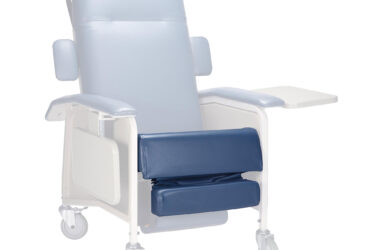 Dynarex RPGC-04BR-S Geri Chair Seat with Leg Rest (Blueridge), Blueridge, 1