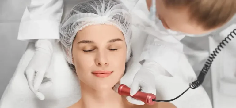 A facial suctioning machine does not harm the skin when used properly