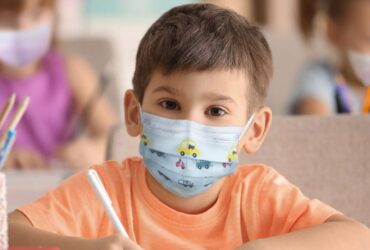 Dynarex 2207-CHDG Child Face Mask, Dog Print / Yellow Background, 12/50/cs