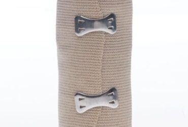 Medline 199822 Sure-Wrap Elastic Bandage – 4 in x 5 yd, Beige, with Clips – 1 per Unit