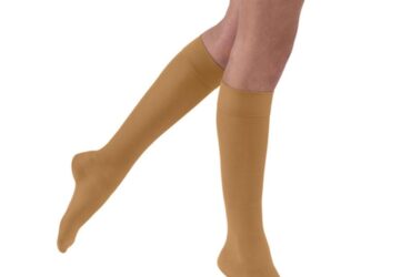 JOBST ULTRASHEER KNEE 20-30 CLOSED TOE PETITE SUNTAN MD
