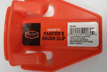 BRUSH CLIP