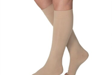 JOBST SOSOFT KNEE 8-15 BROCADE CLOSED TOE SAND SM