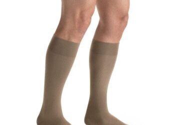 JOBST FOR MEN CASUAL KNEE 15-20 CLOSED TOE KHAKI SM