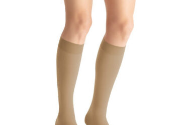 JOBST OPAQUE SOFTFIT 20-30 KNEE HONEY LG
